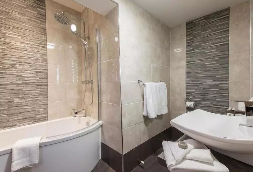 בית מלון כפרי The White Hart