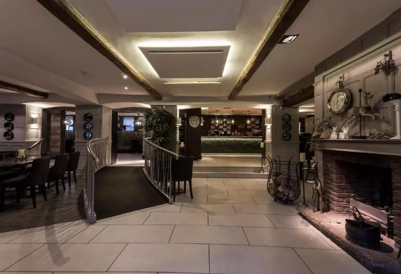 בית מלון כפרי The White Hart