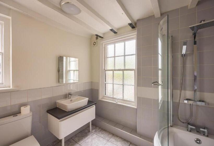 فندق The White Hart