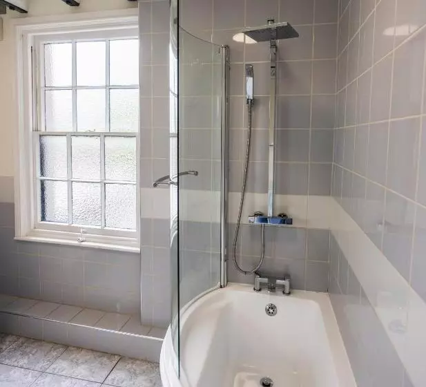 בית מלון כפרי The White Hart