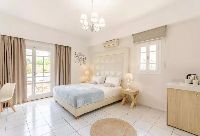 Vergina Studios & Apartments