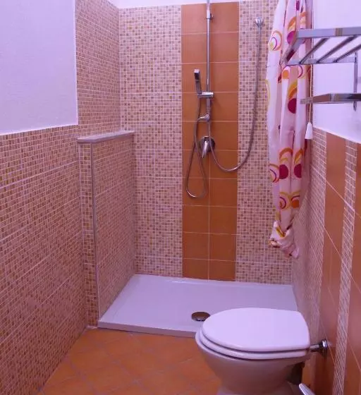 ペンション Ada S Guest House