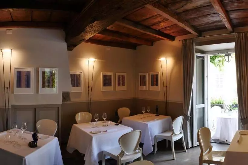 ベッドアンドブレックファースト Locanda Di Orta