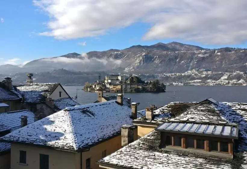 ベッドアンドブレックファースト Locanda Di Orta