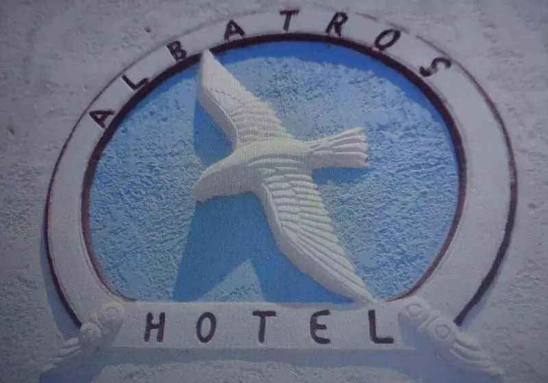 هتل Albatros