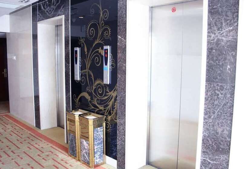 Hotel Tianjin Jinbin International