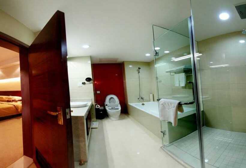 Hotel Tianjin Jinbin International