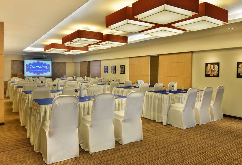 酒店 Hampton By Hilton Vadodara  Alkapuri