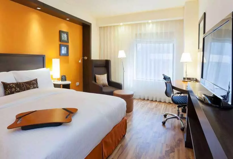 בית מלון כפרי Hampton By Hilton Vadodara  Alkapuri