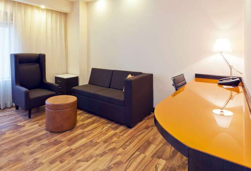 酒店 Hampton By Hilton Vadodara  Alkapuri