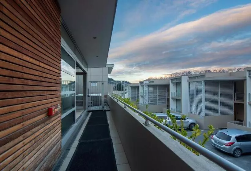 酒店 Highview Apartments