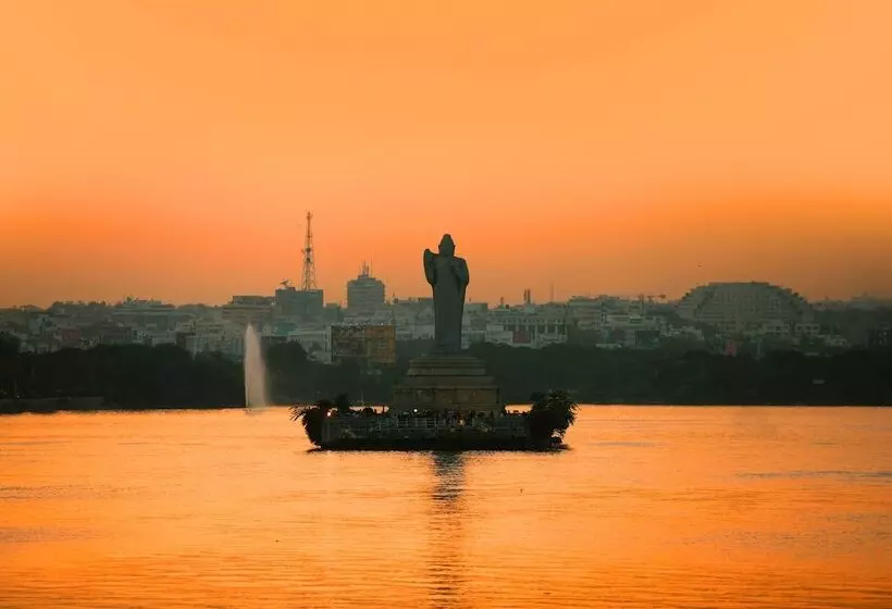 Hyderabad Marriott Hotel & Convention Centre