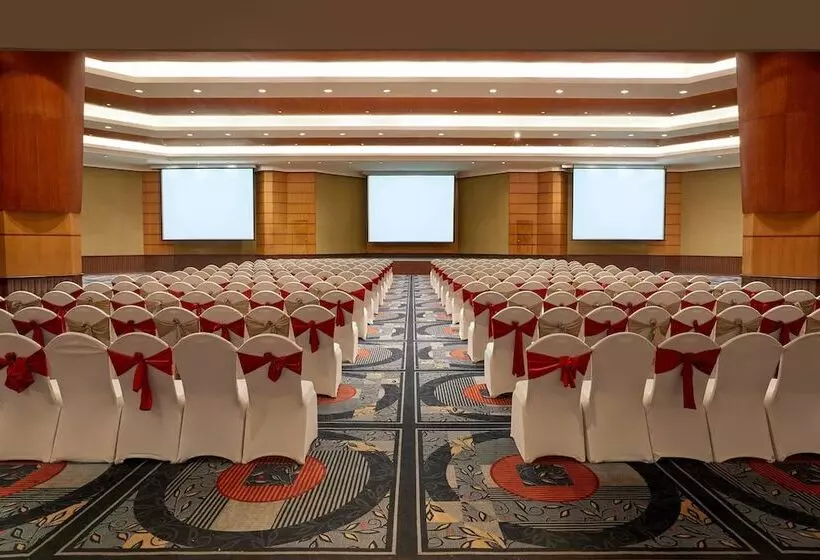 Hyderabad Marriott Hotel & Convention Centre