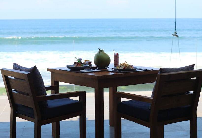 ホテル Kelapa Retreat & Spa