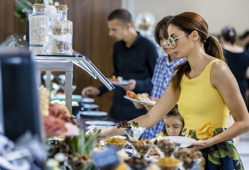 Prestige Hotel And Aquapark   All Inclusive