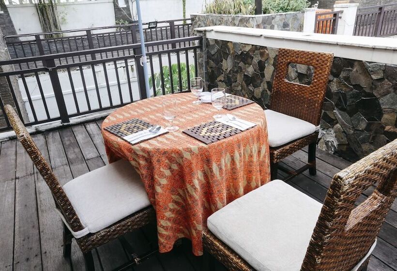 Hotel Santika Pontianak