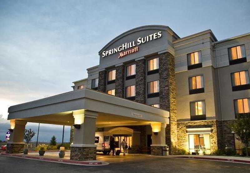 فندق Springhill Suites By Marriott Denver Airport