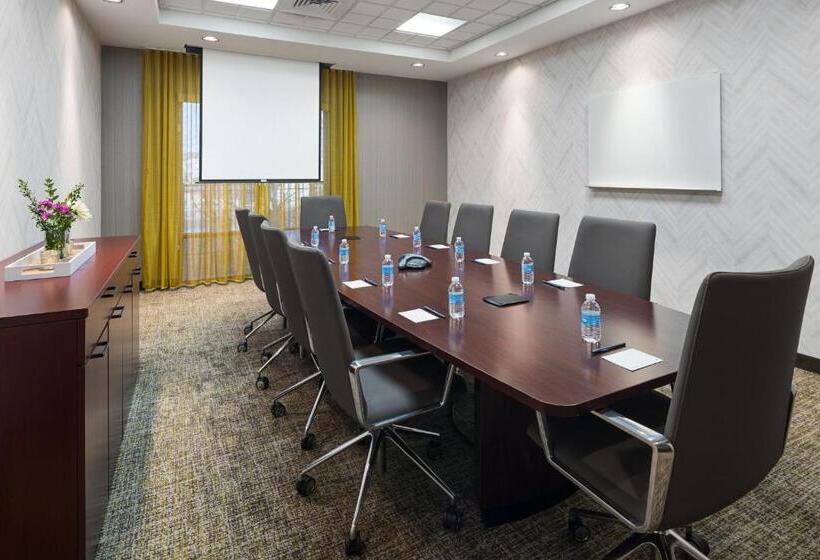 فندق Springhill Suites By Marriott Denver Airport