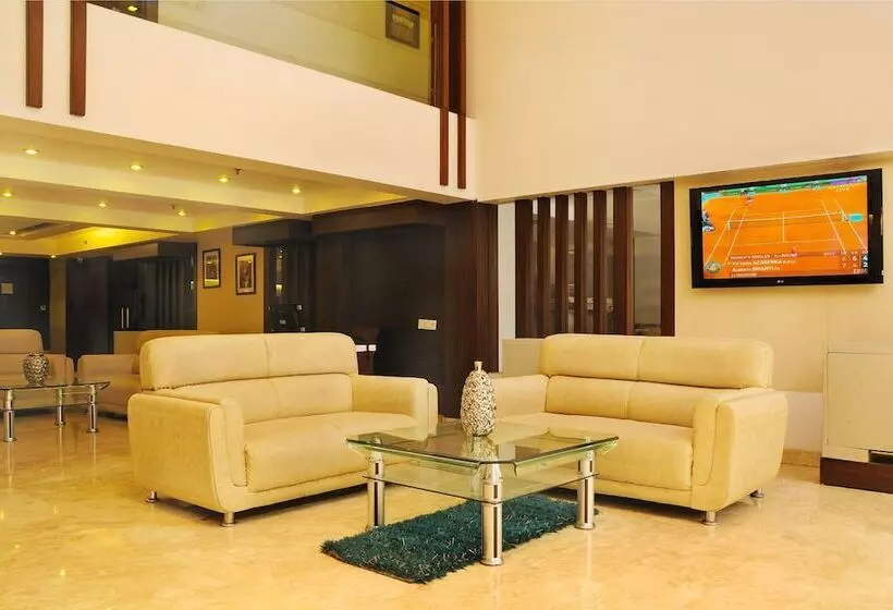 בית מלון כפרי The Pearl   Newly Renovated In City Centre