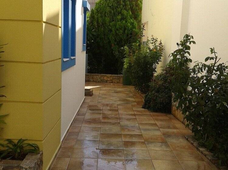 Litsa Mare Apartments