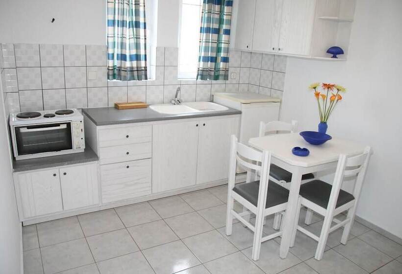 Litsa Mare Apartments