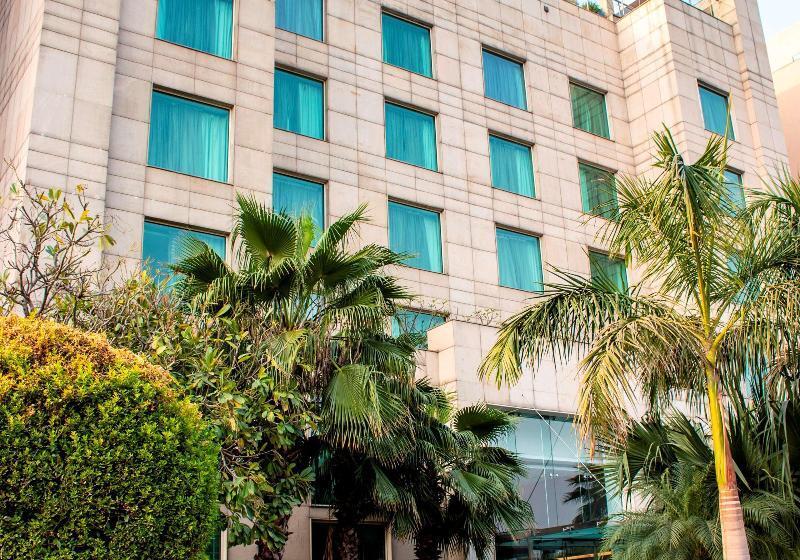 Radisson Hotel Sector 29 Gurugram