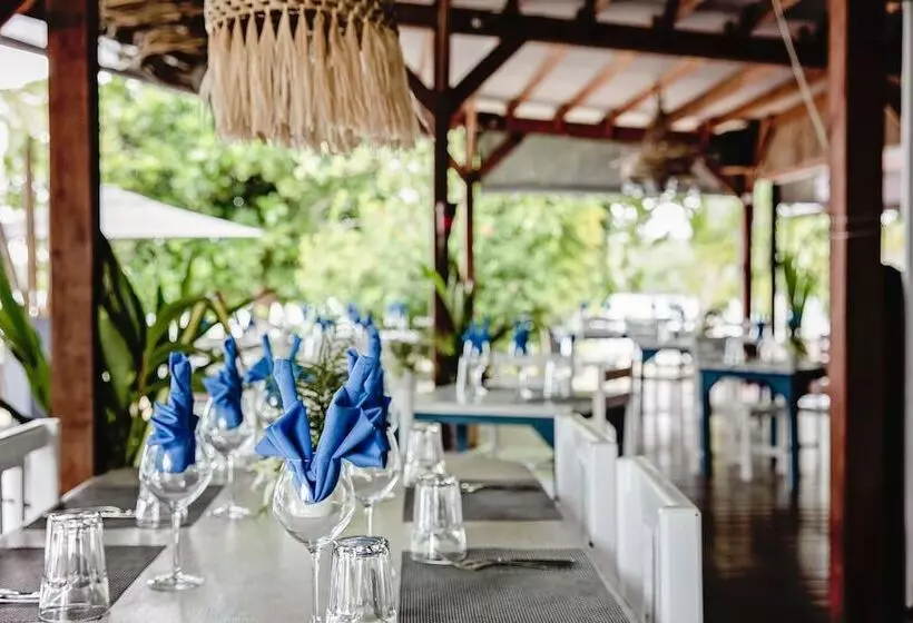 リゾートホテル Turtle Bay Lodge