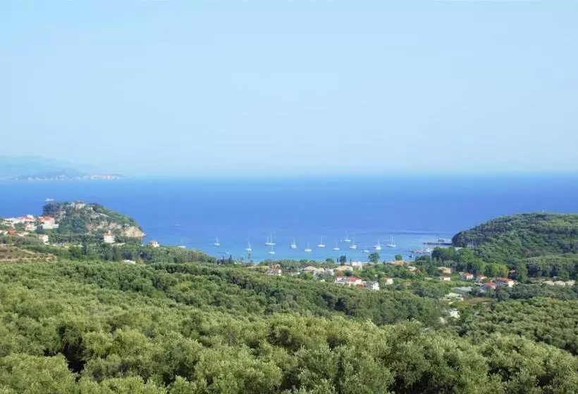 Villa Thomas Nakas