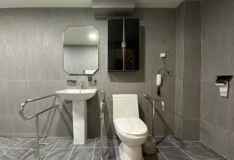 Hotel Benikea Daelim