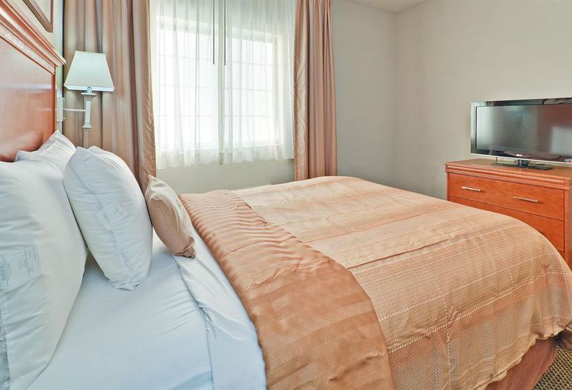 酒店 First Inn Suites