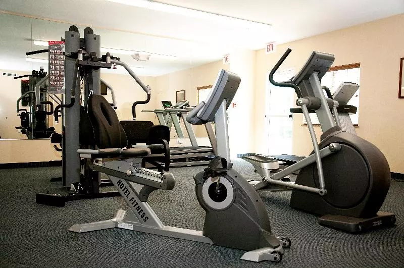 Отель Candlewood Suites Tallahassee, An Ihg