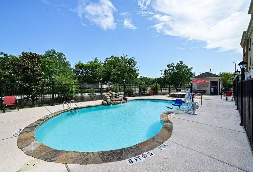 호텔 Comfort Suites