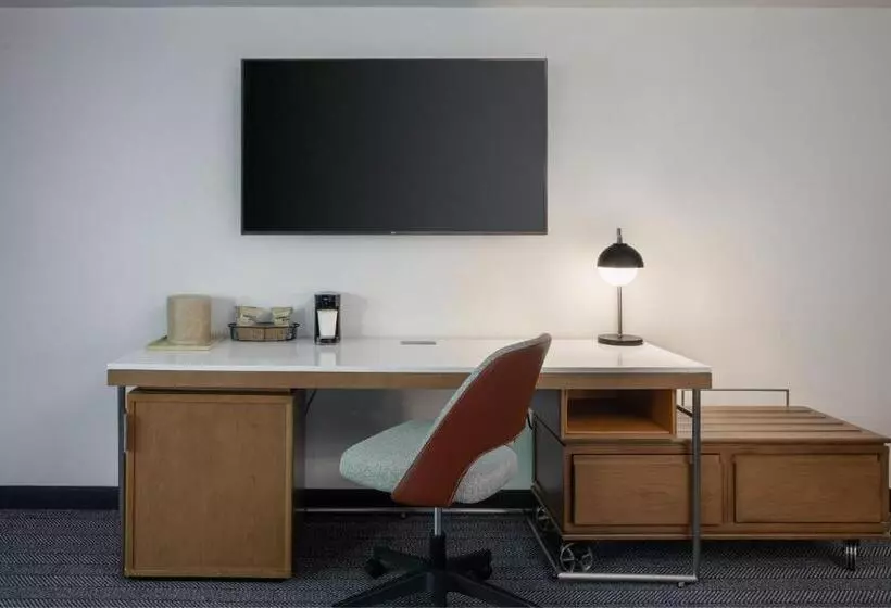 ホテル Courtyard Edison Woodbridge