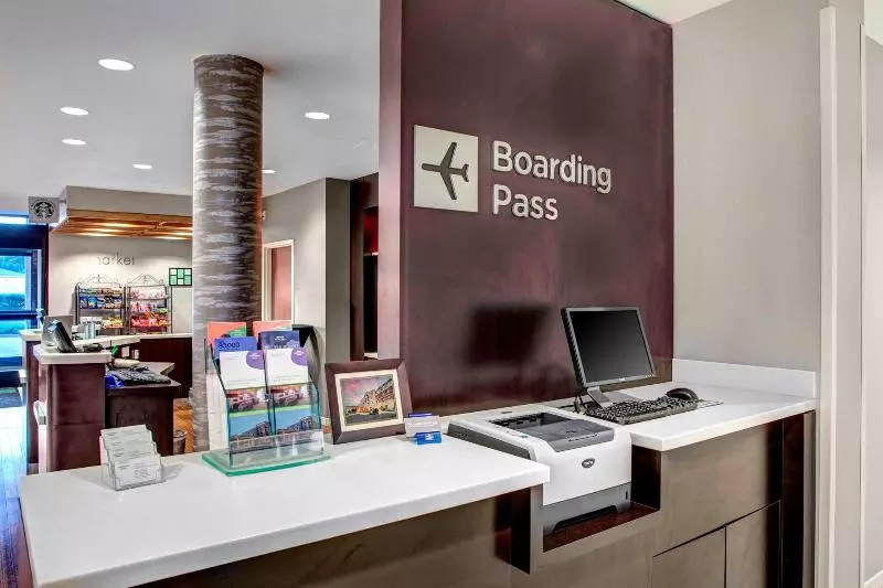 فندق Courtyard Richmond North/glen Allen