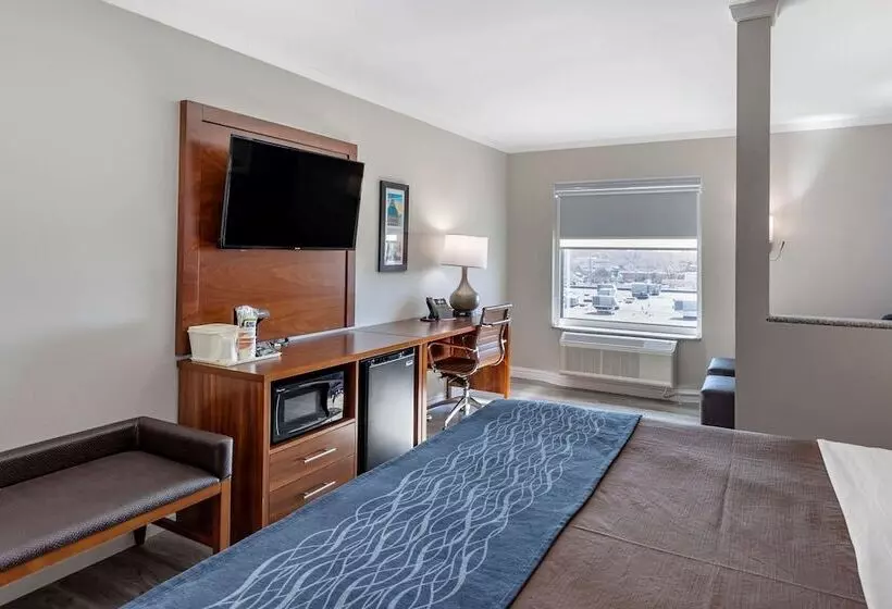 ホテル Comfort Suites St Louis   Sunset Hills