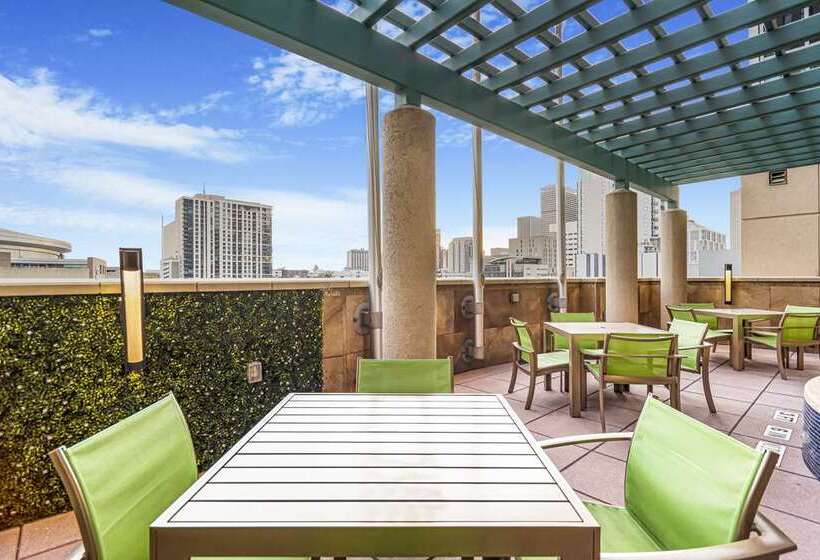 فندق Embassy Suites Houston Downtown