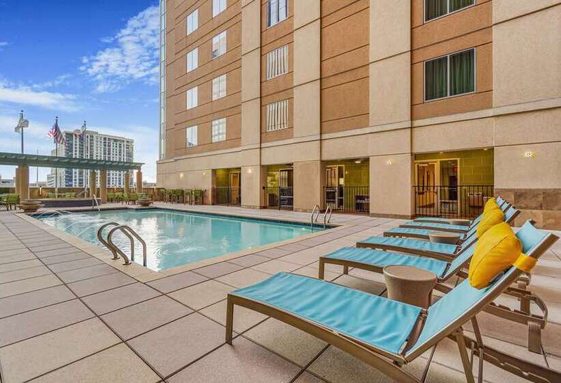 فندق Embassy Suites Houston Downtown