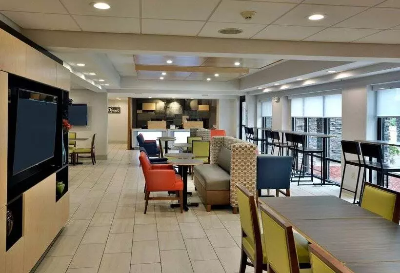 Отель Holiday Inn Express Raleigh Durham Airport, An Ihg
