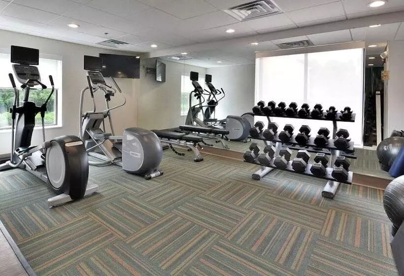 Отель Holiday Inn Express Raleigh Durham Airport, An Ihg