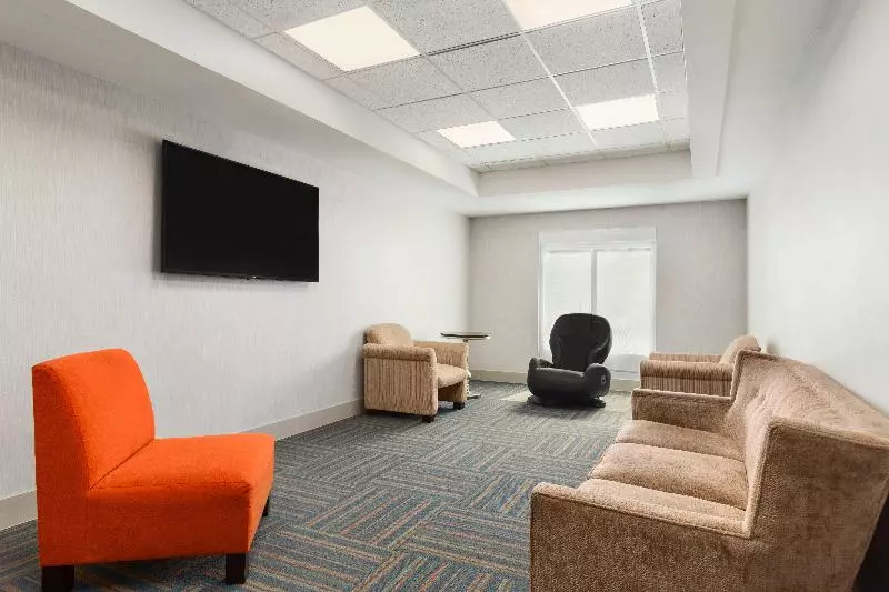 ホテル Holiday Inn Express & Suites Florence, An Ihg