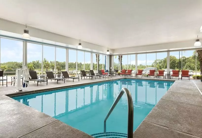 ホテル Holiday Inn Express & Suites Florence, An Ihg