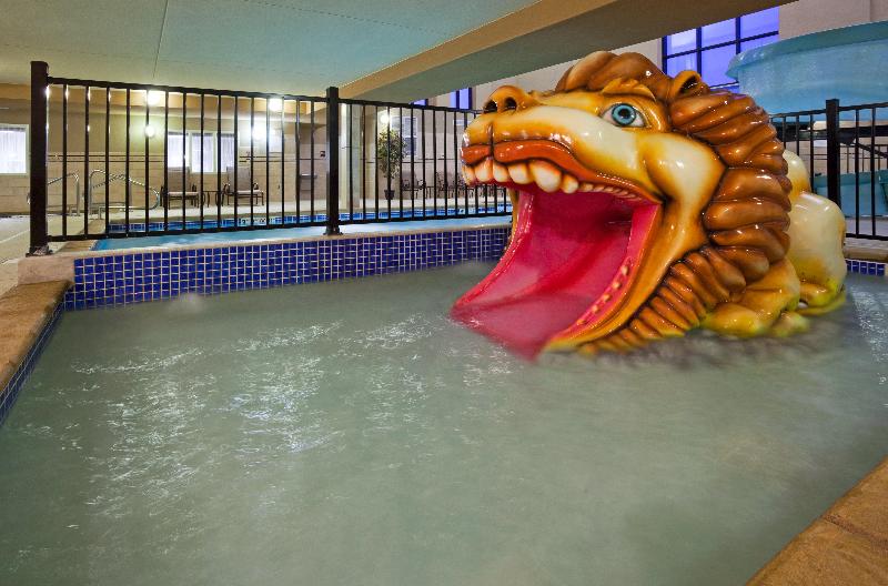 בית מלון כפרי Holiday Inn Express & Suites Mitchell, An Ihg