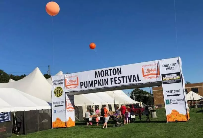 호텔 Holiday Inn Express & Suites Morton Peoria Area, An Ihg