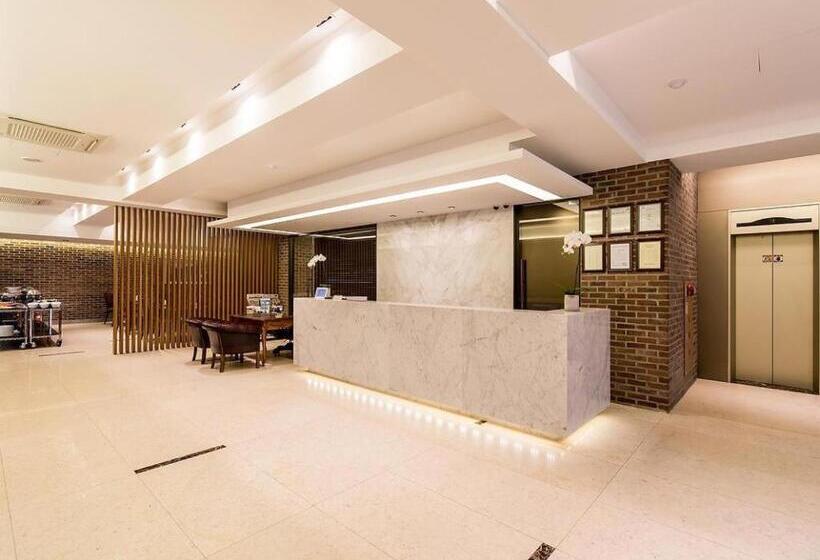 בית מלון כפרי Korea Tourist