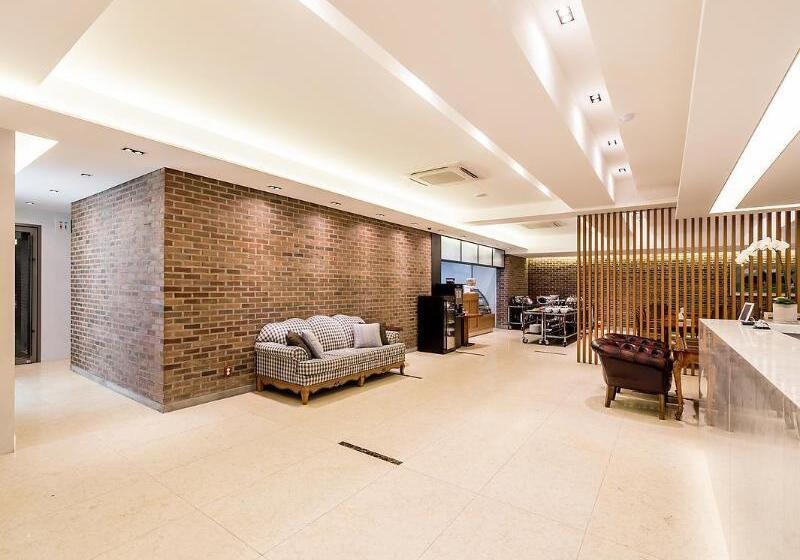 בית מלון כפרי Korea Tourist