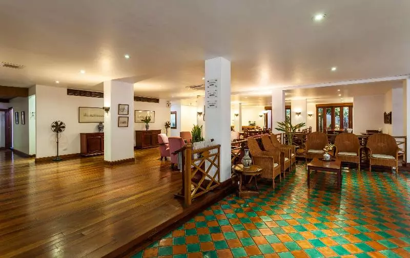 Hotelli Le Charme Vientiane