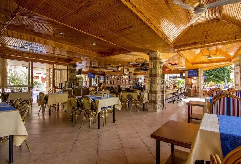 Отель Magic Tulip Beach