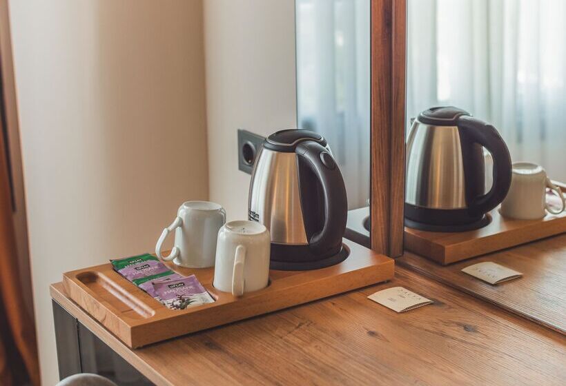 فندق Sempati Halici