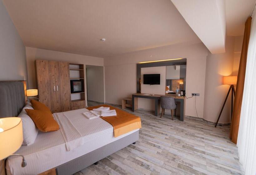 فندق Sempati Halici