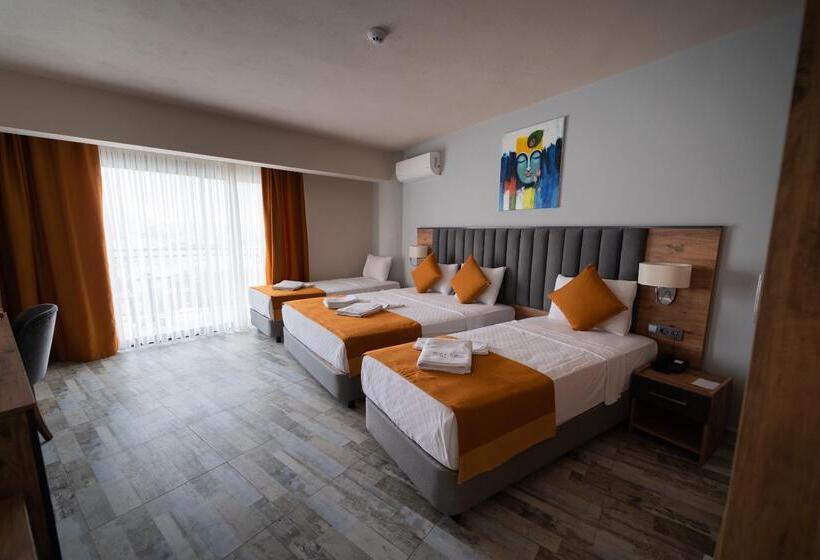 فندق Sempati Halici